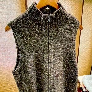 Jjill zippered sweater vest